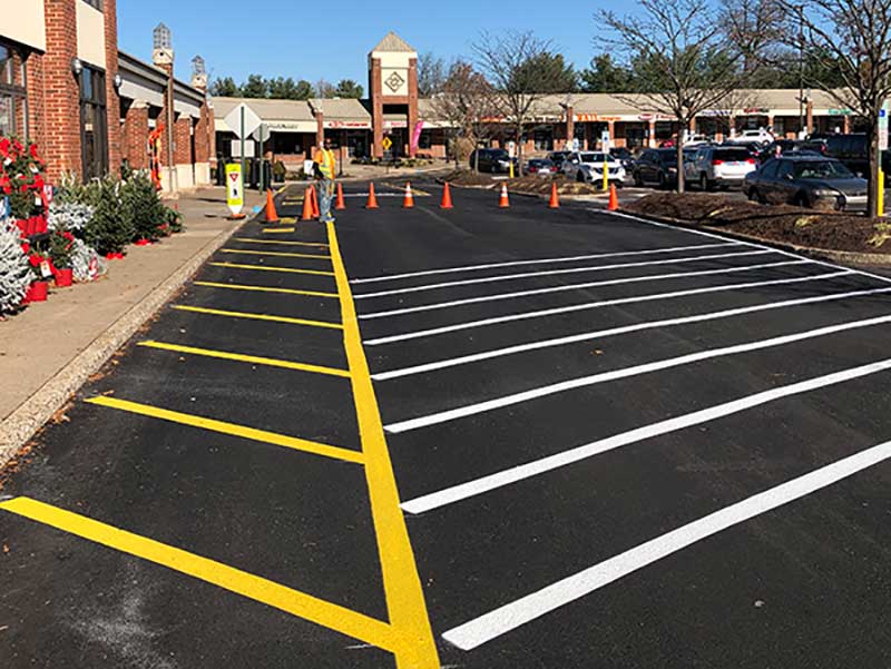 What Colour Should Parking Lot Lines Be?